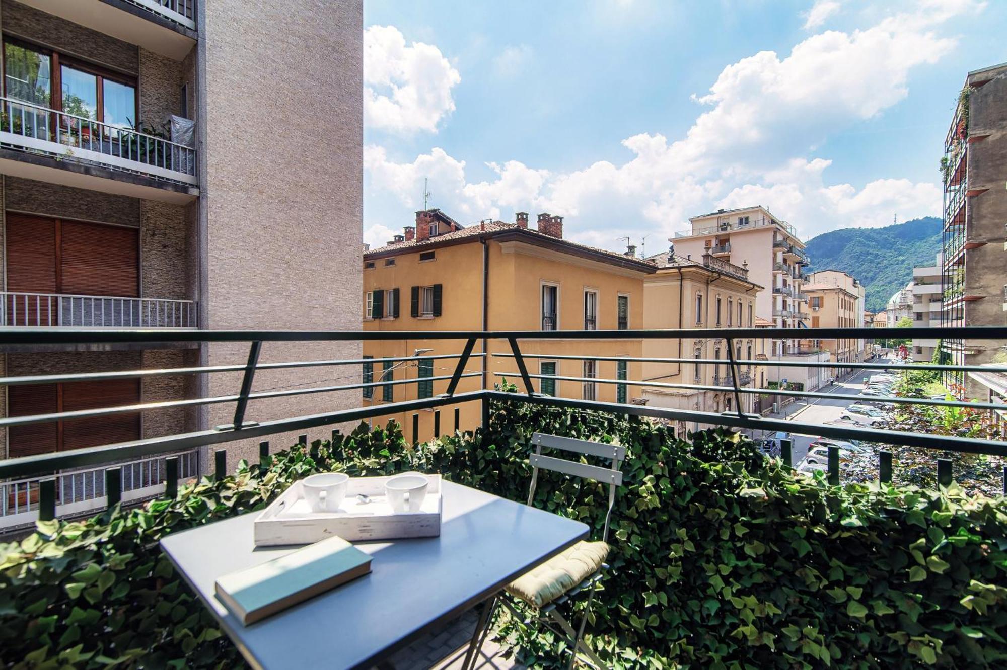 Rezzonico Suites - By Myhomeincomo Eksteriør billede