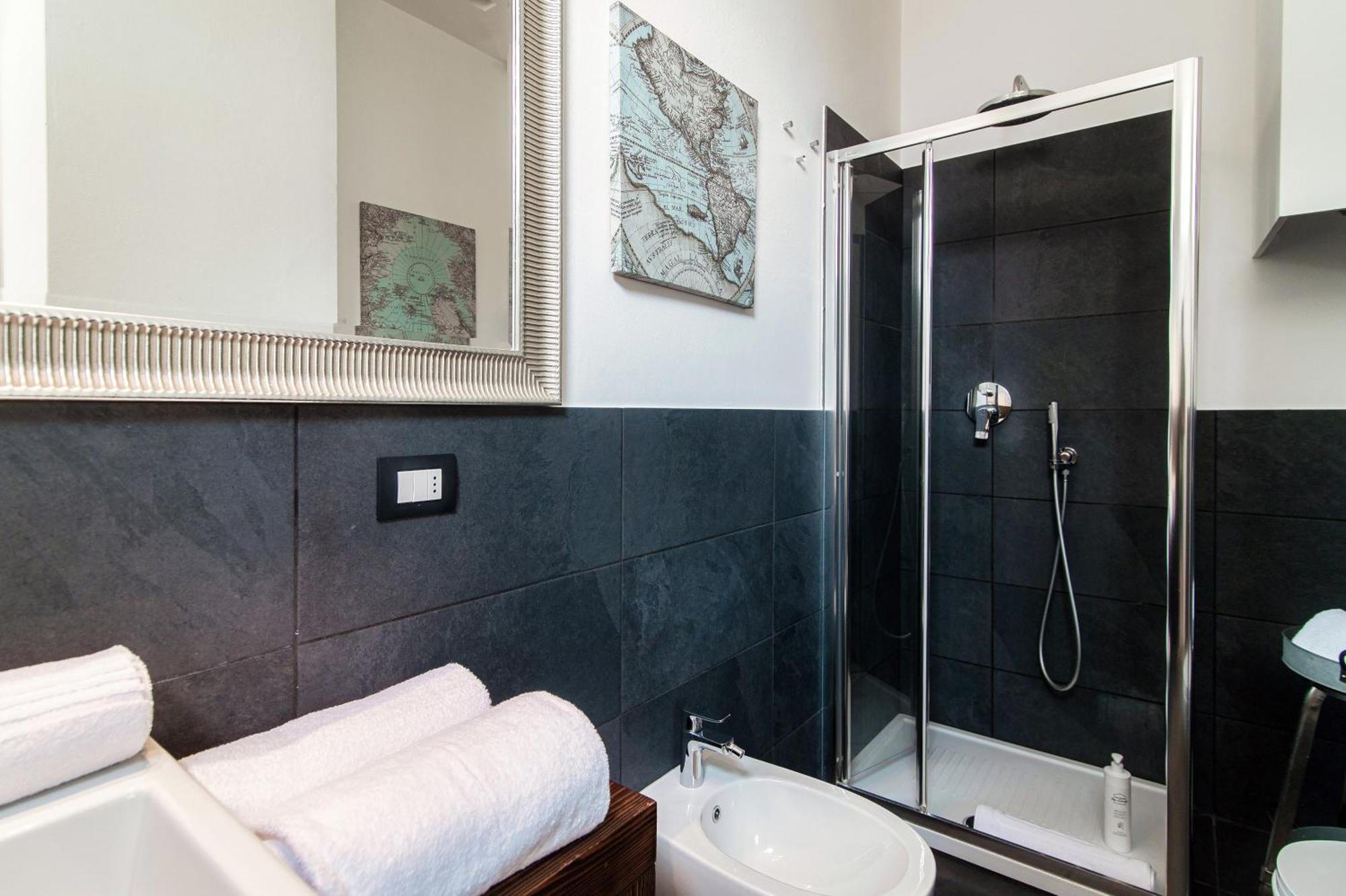 Rezzonico Suites - By Myhomeincomo Eksteriør billede