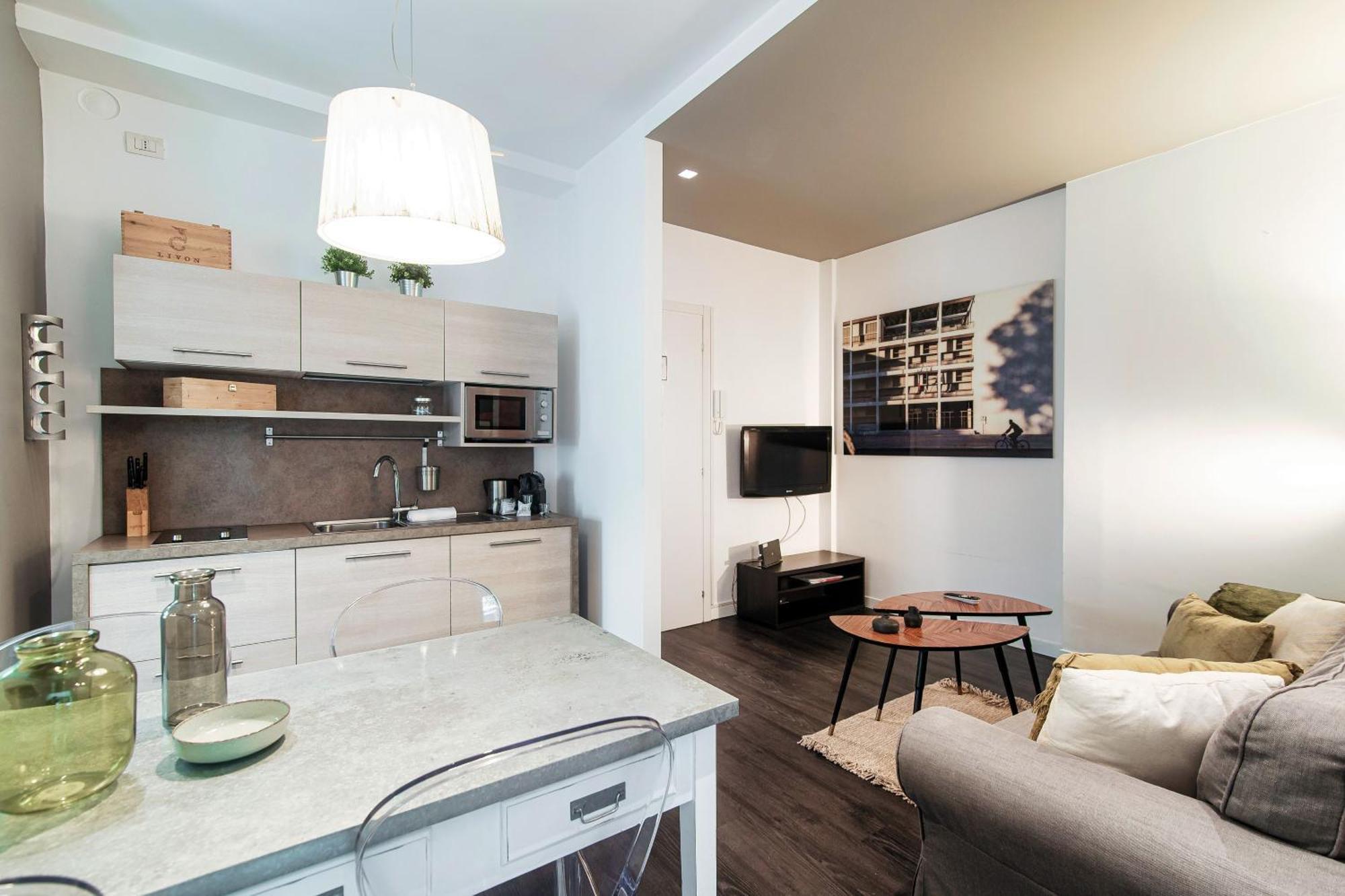 Rezzonico Suites - By Myhomeincomo Eksteriør billede